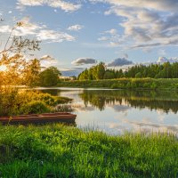 У берегов реки близ деревни Нальцы :: Александр Филатов