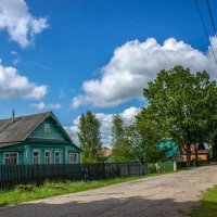 "Есть улицы центральные..." :: Михаил "Skipper"