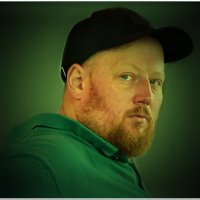 НАСТОРОЖЕННОСТЬ... :: Elvira E. 