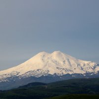 Седой Эльбрус. :: Александр Кондаков