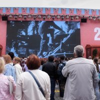 Между номерами документальные кадры о героических страницах войны… . :: Татьяна Помогалова