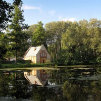 Лодочный павильон :: Александр Ильчевский 