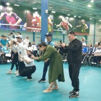 В центре внимания :: Андрей Хлопонин