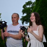 Прогулка у фонтана 3 :: александр донченко