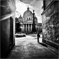 В проходном дворе :: Анатолий ИМХО