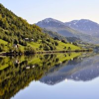 Плывя по фьорду :: Alexandеr P Плывя по фьорду :: Alexandеr P