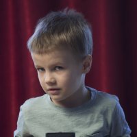 учиться фотографиролвать надо на хорошей технике... :: ВЛАДИМИР 