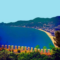 ВИД   С   КРЕПОСТИ   НА   ГОРОД   АЛАНЬЯ :: Анатолий Малобродский