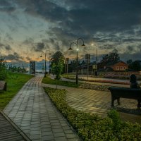 На перекрёстке :: Александр Филатов