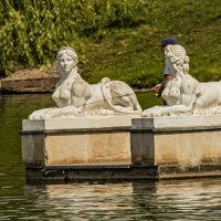 Окружение, для удачной рыбалки. :: Петр Беляков