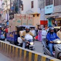 Больше чем перегружен тук тук :: Георгий А