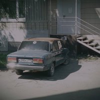 Стоит и ржавеет. :: Игорь Солдаткин