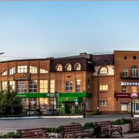 Вечерний городок... :: Aquarius - Сергей