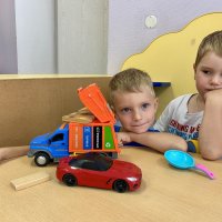 У друга новая машинка… :: Людмила Гулина