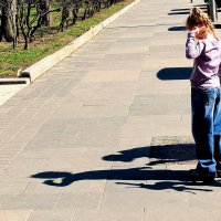 Девочка и тень :: Любимова Ольга 