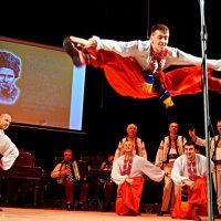 танок :: Степан Карачко