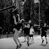 У щита... :: Владимир Шошин