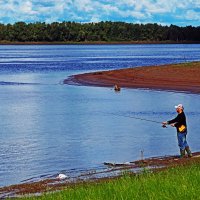 Август...Рыбак на Юганской Оби! :: Владимир 