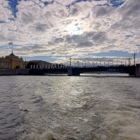 Катание по Неве :: Татьяна Пальчикова