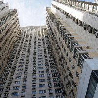 все выше :: Олег Лукьянов