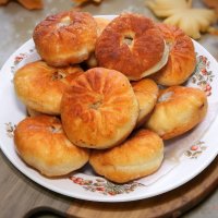 Беляшики с пылу с жару к завтраку!  :-) :: Андрей Заломленков