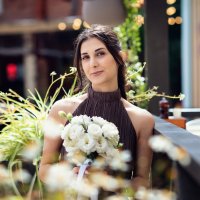 Девушка с цветами :: Лилия . Девушка с цветами :: Лилия .