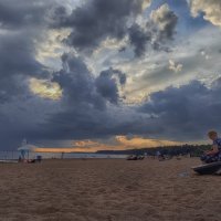 Вечером на пляже. :: Лилия *