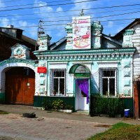 Алатырь. Дом по ул. Горького 16. :: Пётр Чернега Алатырь. Дом по ул. Горького 16. :: Пётр Чернега