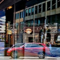 Москва. Тверская. Отражение. :: Любимова Ольга 