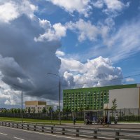 Разгулялось небо над городом :: Валерий Иванович