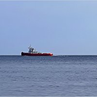 Корабль вдали. :: Валерия Комова