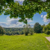 Август в Царицыно... :: Владимир Жданов