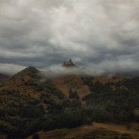 Троицкая церковь. Гергетис Цминда Самеба. :: Лилия . Троицкая церковь. Гергетис Цминда Самеба. :: Лилия .