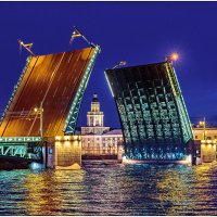 Питер. Развод мостов. :: Максим Сорокин