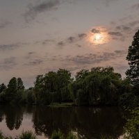 Дело к вечеру бежало... :: Николай Гирш