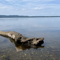 Спящий дракон в озере. :: Сергей Адигамов
