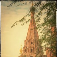 Колокольня в Крутицком подворье. :: Руслан 