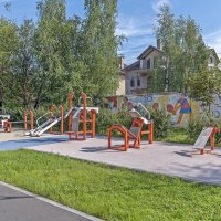 Наша спортивная площадка для пенсионеров :: Валерий Иванович Наша спортивная площадка для пенсионеров :: Валерий Иванович