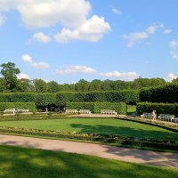 Старый сад :: Любовь Сахарова