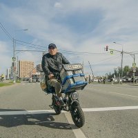 Чуть не сбил на пешеходном переходе :: Валерий Иванович