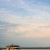 Волга. Вечер. Рыбаки. :: Дмитрий Печенкин