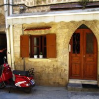 Дом,мотороллер… :: Натали 