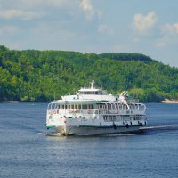 Теплоход Алдан :: Сергей Беляев Теплоход Алдан :: Сергей Беляев