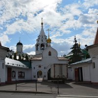 Афонское подворье на Гончаной улице :: Анастасия Смирнова