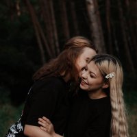 Подружки-хохотушки :: Валерия .