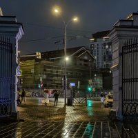 Дождливый вечер, Екатеринбург :: Сергей Шатохин 