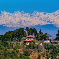 Дом с видом на Гималаю :: Георгий А