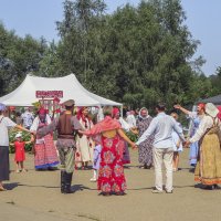с.Махра,народные гуляния и ярмарка в День преставления прп. Стефана Махрищского :: Сергей Цветков с.Махра,народные гуляния и ярмарка в День преставления прп. Стефана Махрищского :: Сергей Цветков