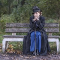 "В ожидании...". Из серии "ХХ-й век начинается". :: Александр Максимов