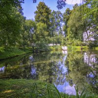 Монастырский пруд :: Сергей Цветков